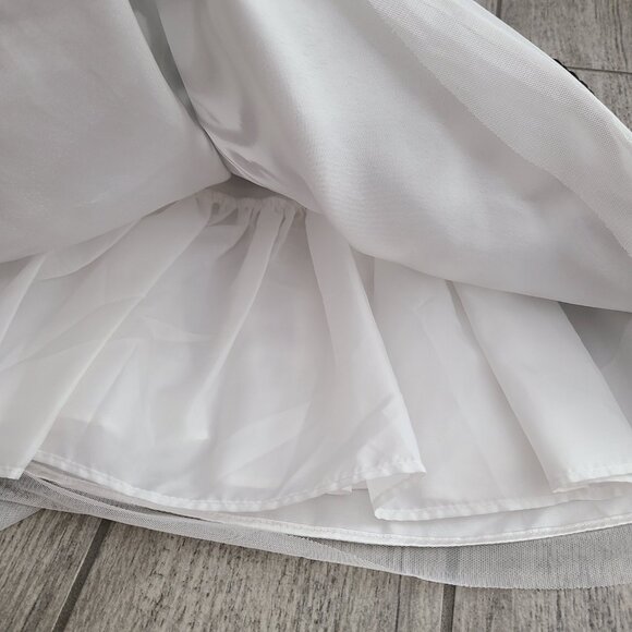 Bonnie Jean Girls Holiday Dress Black White & Red Embroidered Size 10 - Picture 7 of 13